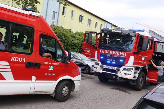 Brand auf einem Balkon eines Mehrparteienwohnhauses in Enns