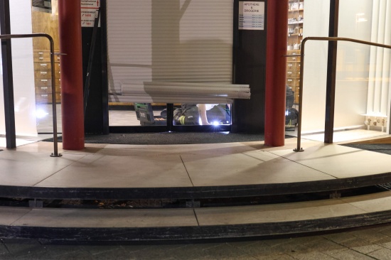 Sicherungseinsatz in Wels-Neustadt nach n�chtlichem Einbruch in eine Apotheke