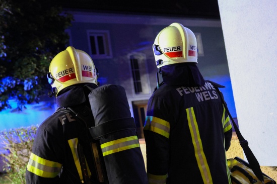 Auff�lliger Geruch in Wels-Vogelweide f�hrte zu sp�tabendlichem Einsatz von Feuerwehr und Polizei