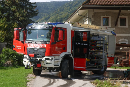 Zwei Feuerwehren bei Kleinbrand im Wohnzimmer eines Bauernhofes in Inzersdorf im Kremstal im Einsatz