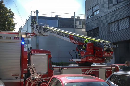 Zwei Feuerwehren nach Brand in der L�ftungsanlage eines Unternehmens in Marchtrenk im Einsatz
