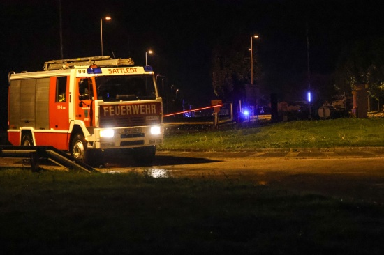 Brand eines Staplers im Zentrallager einer Lebensmittelkette in Sattledt sorgte f�r Einsatz