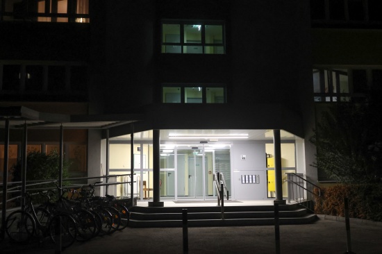Brandnachschau: Angebranntes Kochgut sorgte f�r Einsatz in einem Seniorenwohnhaus in Wels-Pernau