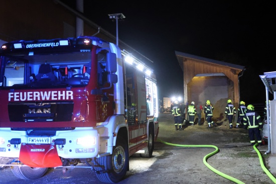 Drei Feuerwehren bei Brand eines Hackschnitzelbunkers in Sch�rfling am Attersee im Einsatz