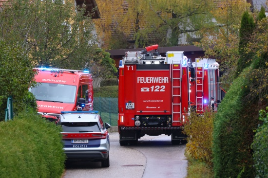 Zwei Feuerwehren bei Brand in einem Wohngeb�ude in Micheldorf in Ober�sterreich im Einsatz